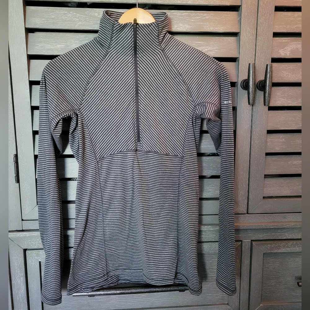 Columbia Black and Gray Striped Quarter Zip Long Sleeve Shirt - Size XS - NWOT